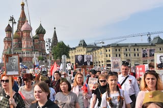 El masivo desfile ruso que crece cada año y ya supera el millón de participantes