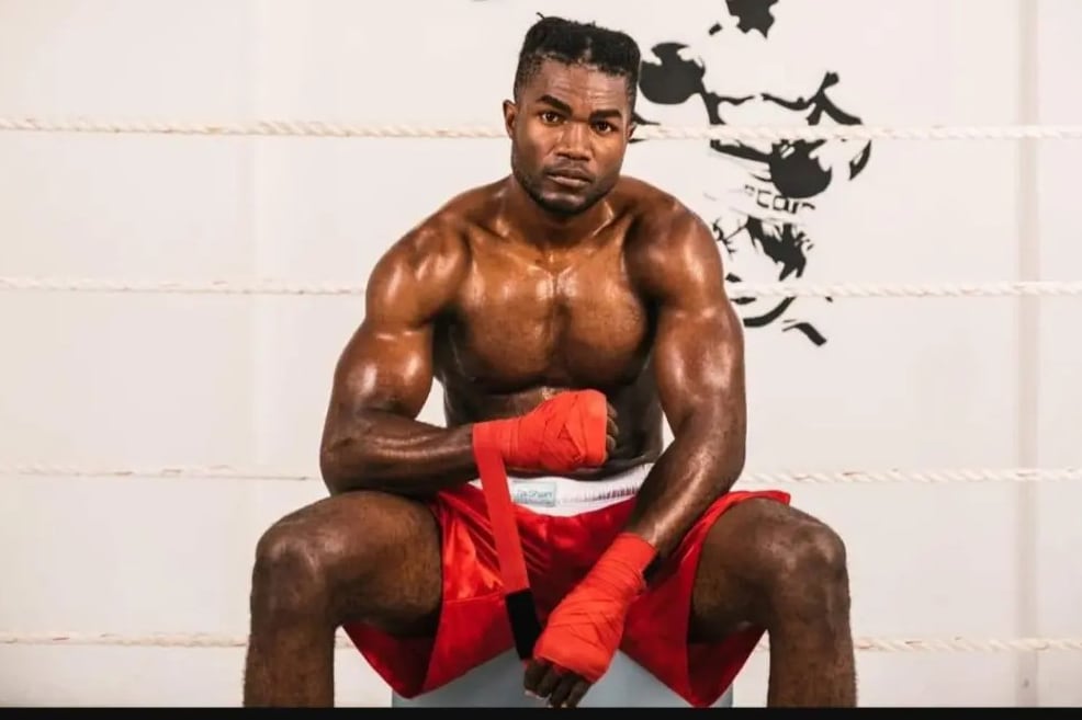 El boxeador Ardi Ndembo murió tras sufrir un violento nocaut durante una pelea en Estados Unidos