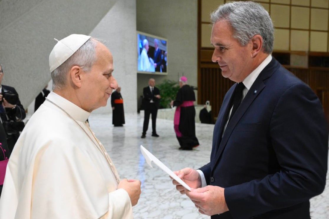 Pablo Quirno con el Papa León XIV