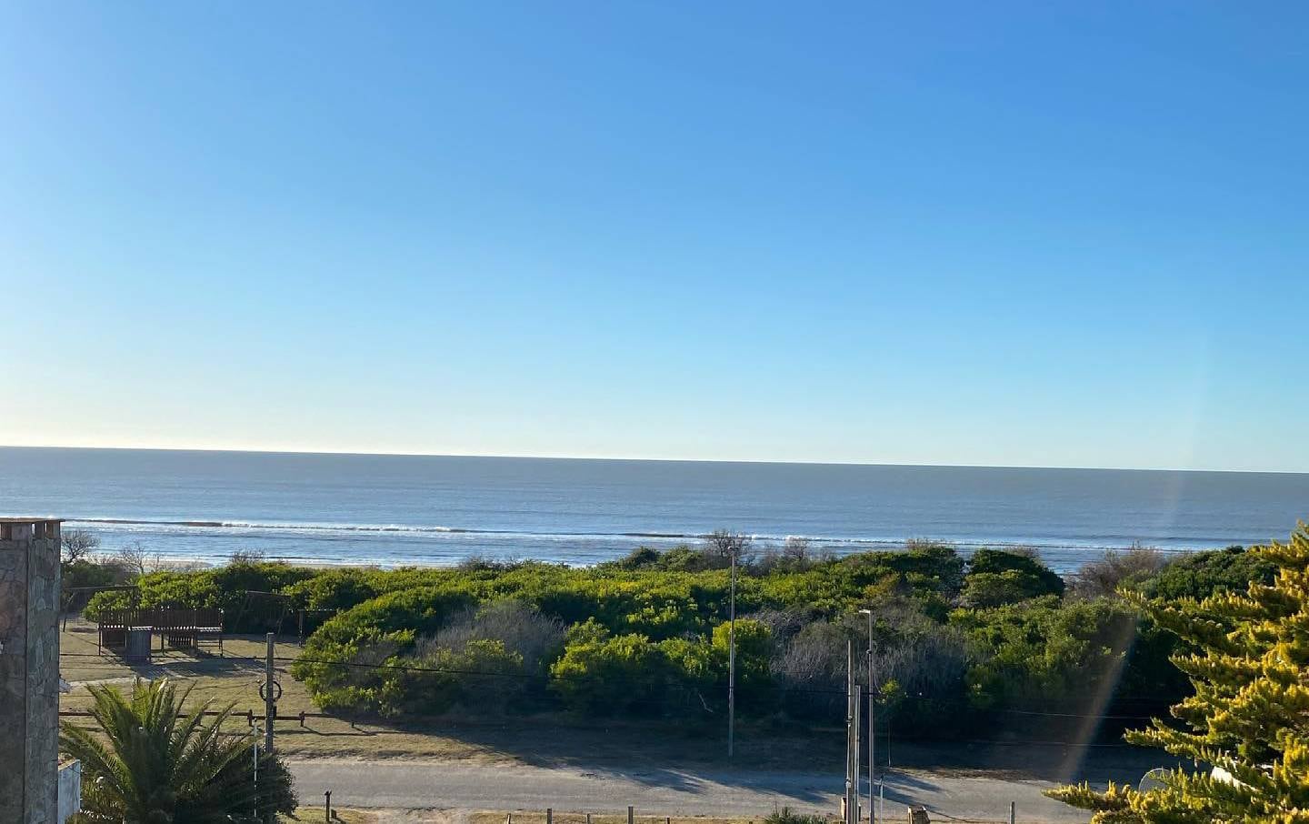 La playa de pinos a tres horas de Buenos Aires: es ideal para ir con chicos, a pasear en bicicleta y a tener un fin de semana lejos del ruido de la ciudad