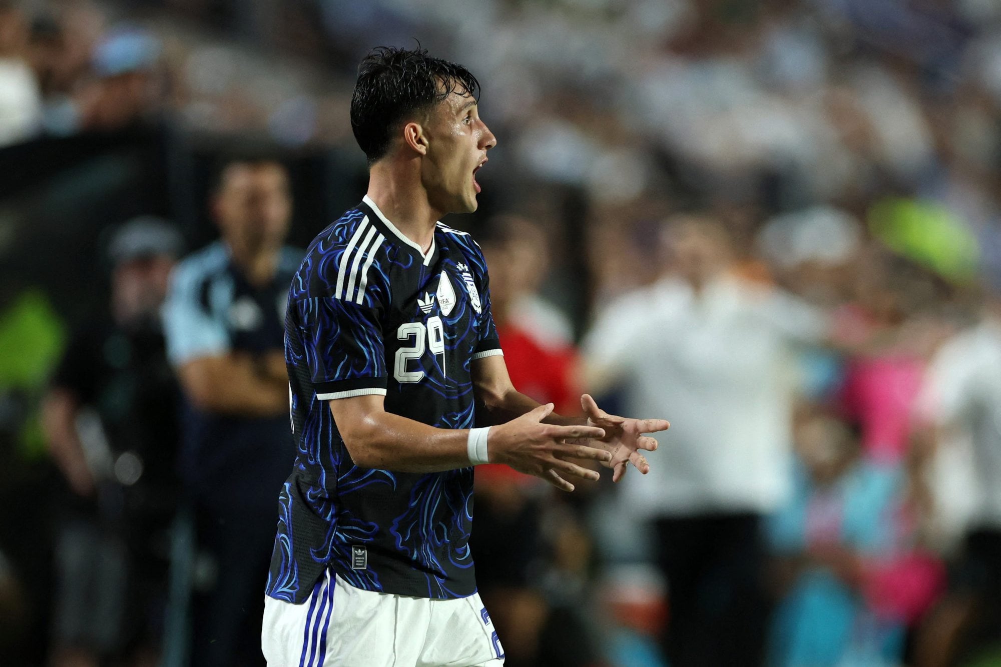 Nicolás Capaldo pelea por un lugar para ser titular en la Argentina vs. Islandia