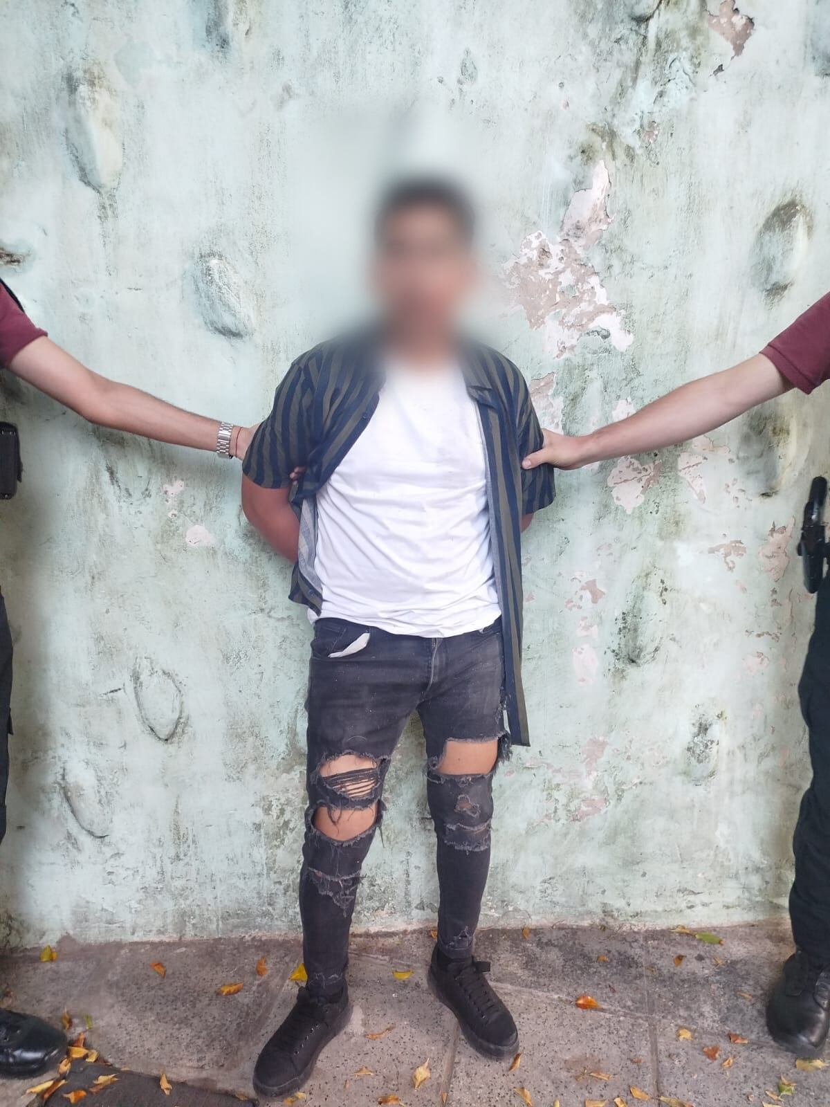 Tiroteo en Villa Crespo: un policía se bajó del auto, comenzó a disparar e hirió a un hombre.