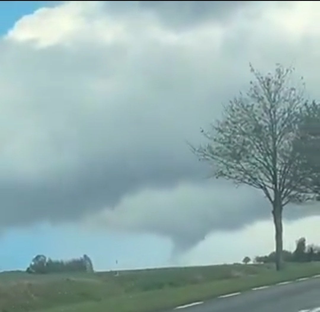 Un tornado dejó un muerto y ocho heridos en las afueras de París