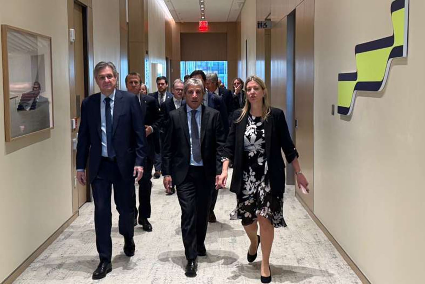 Tras las críticas de Milei, Caputo expondrá sobre el plan económico ante ejecutivos e inversores en la “Argentina Week”