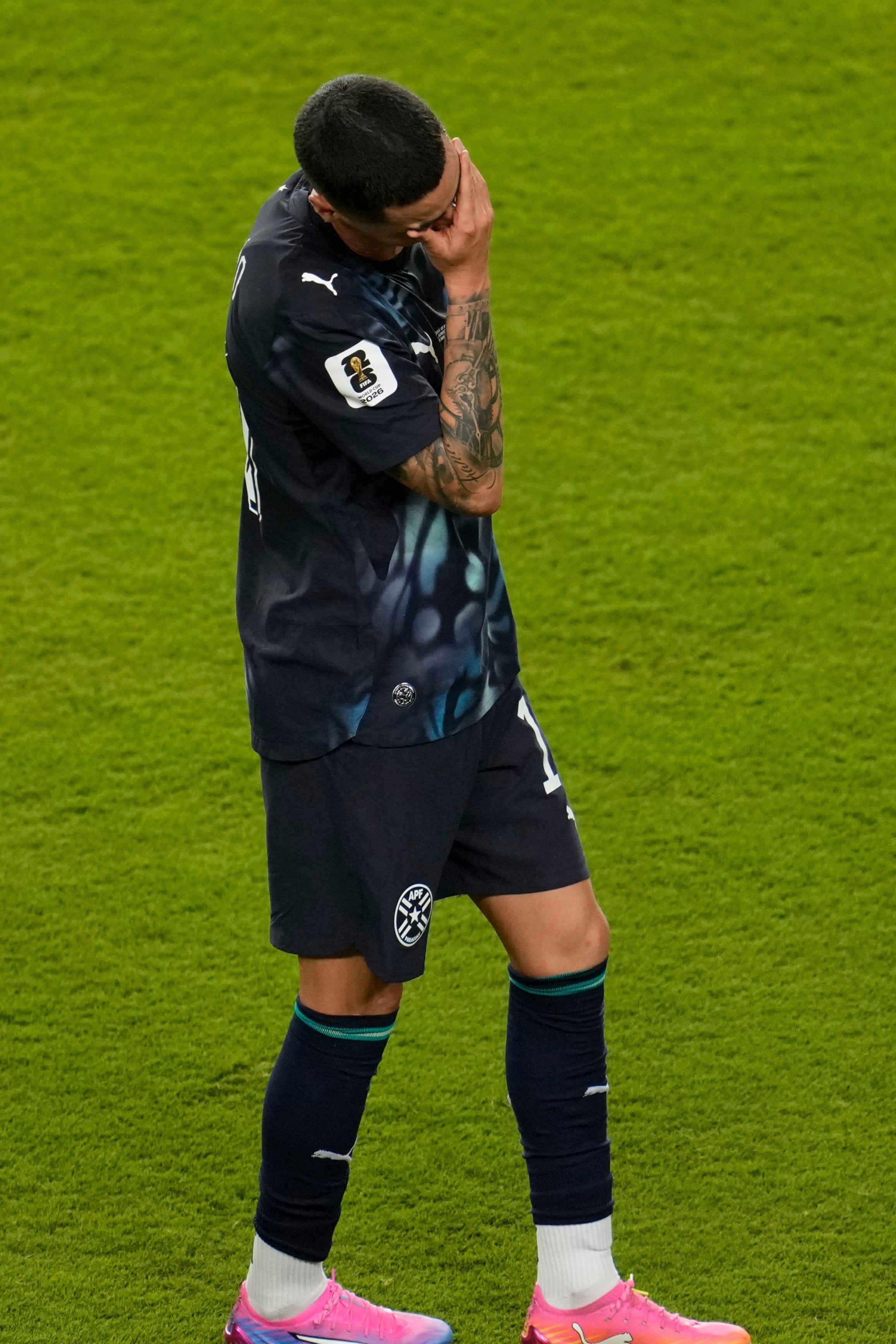 Lamento paraguayo: Almirón se pierde el partido contra Australia