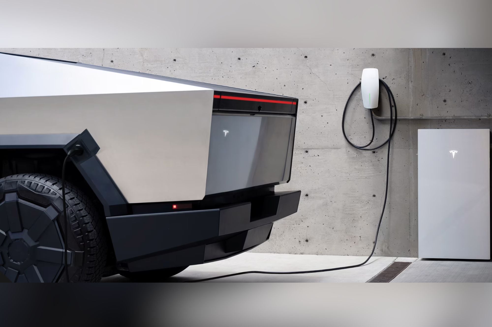 La Tesla Cybertruck permite cargar otros dispositivos electrónicos