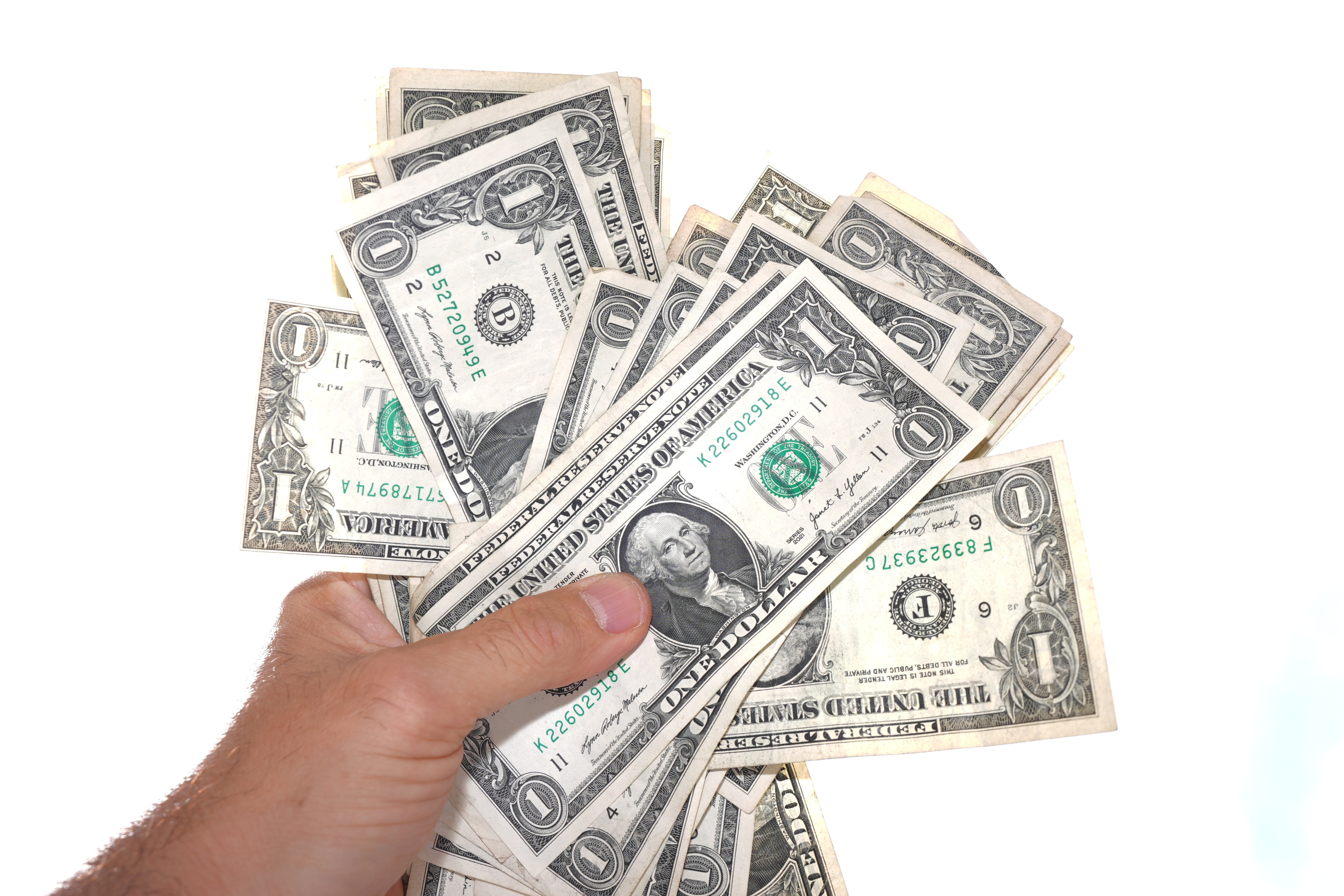 Dólar otra vez más ofertado que demandado