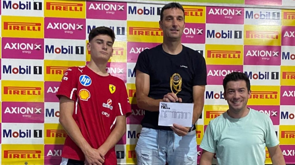 Lionel Scaloni ganó una carrera de karting en Rosario y protagonizó una anécdota con el trofeo