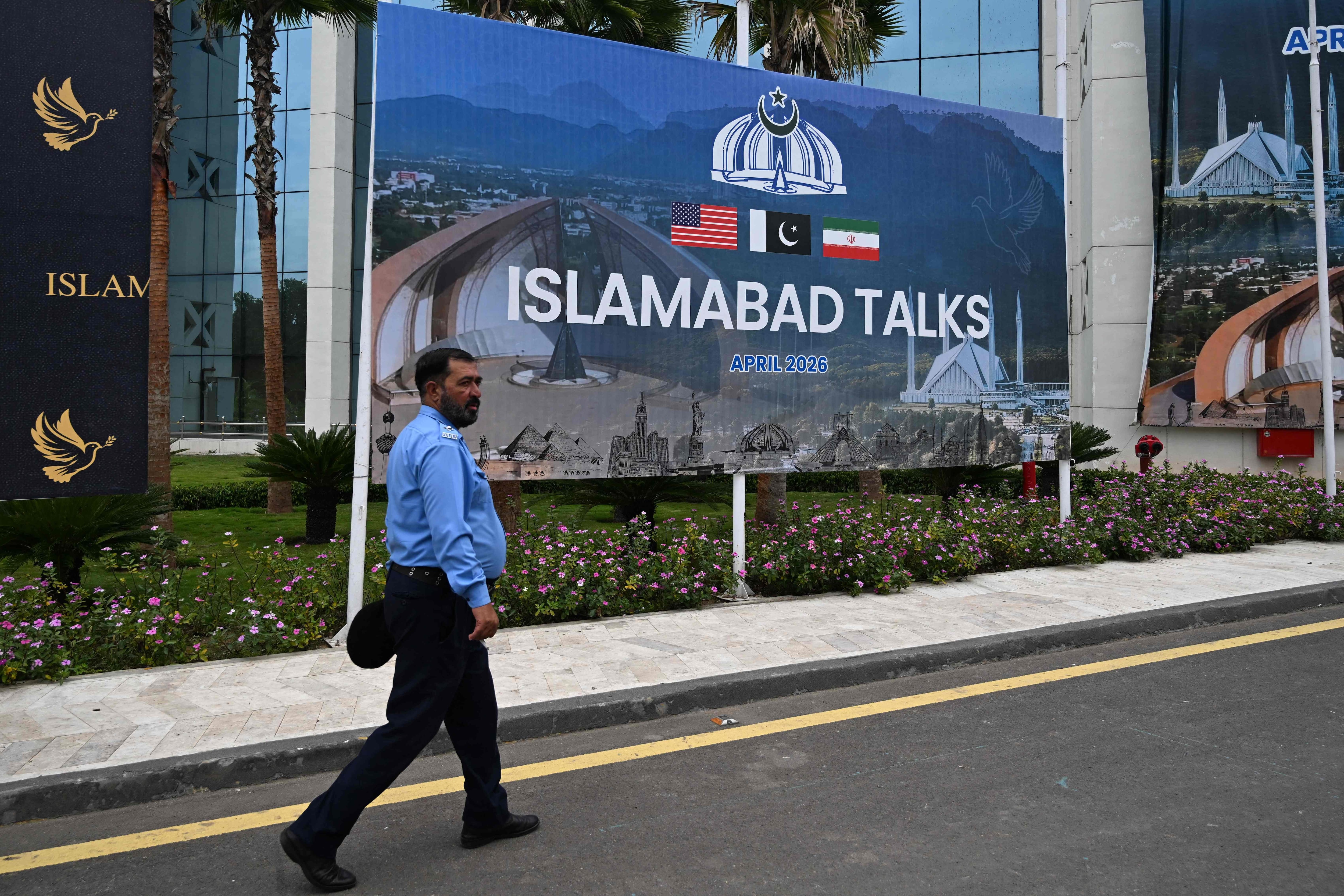 Las calles de Islamabad, expectantes ante el inicio de las conversaciones
