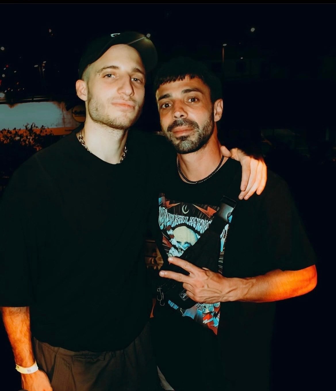 Wos en las fiestas de Ache