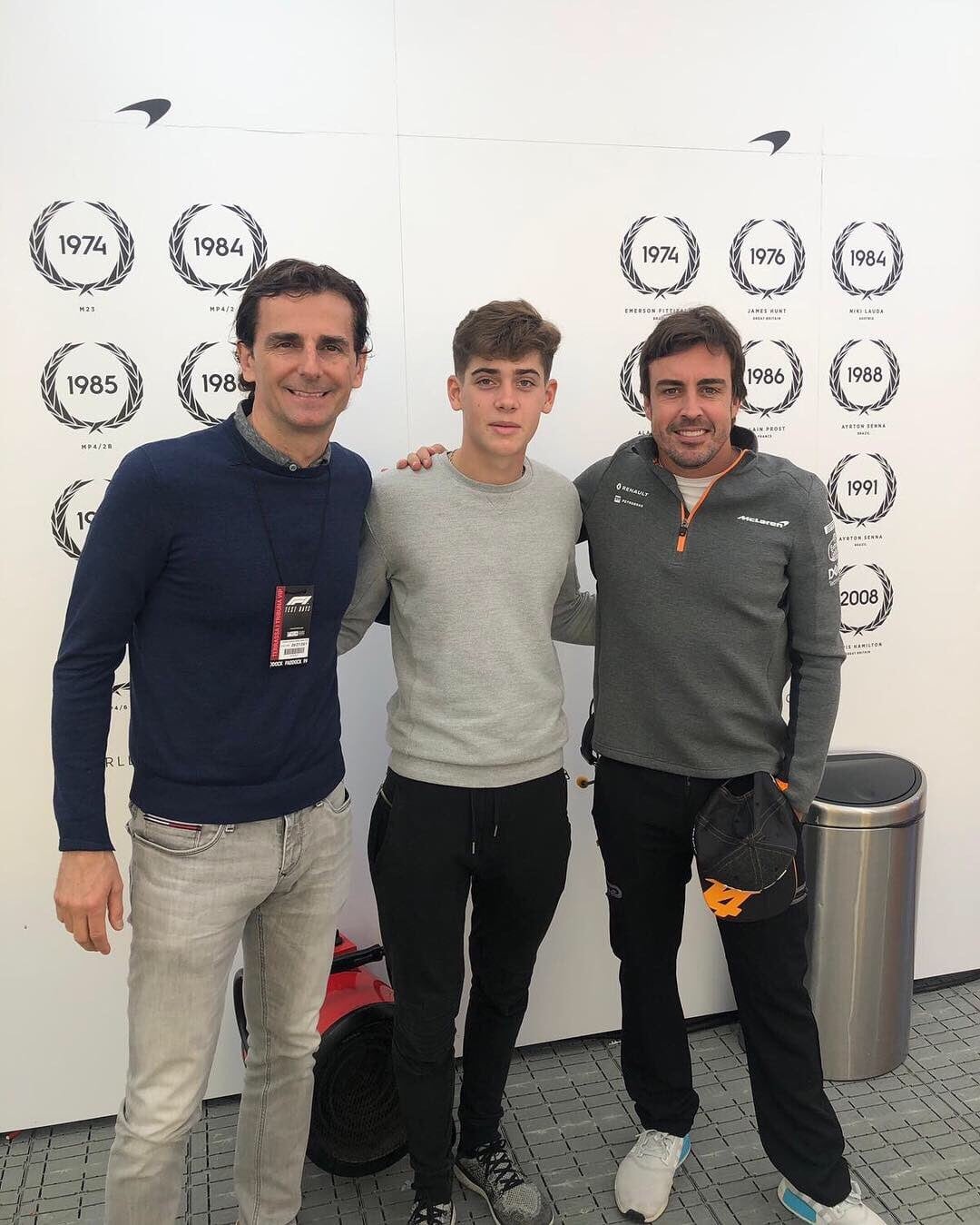 En 2019 corrió en la Fórmula 4 Española FA Racing by Drivex, equipo de Fernando Alonso; cinco años después se reencontaron en la Fórmula 1(Foto: Instagram @francolapinto)