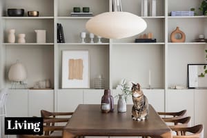 Te mostramos cómo se diseñó un departamento minimalista y funcional de 130 m2 donde cada detalle cuenta