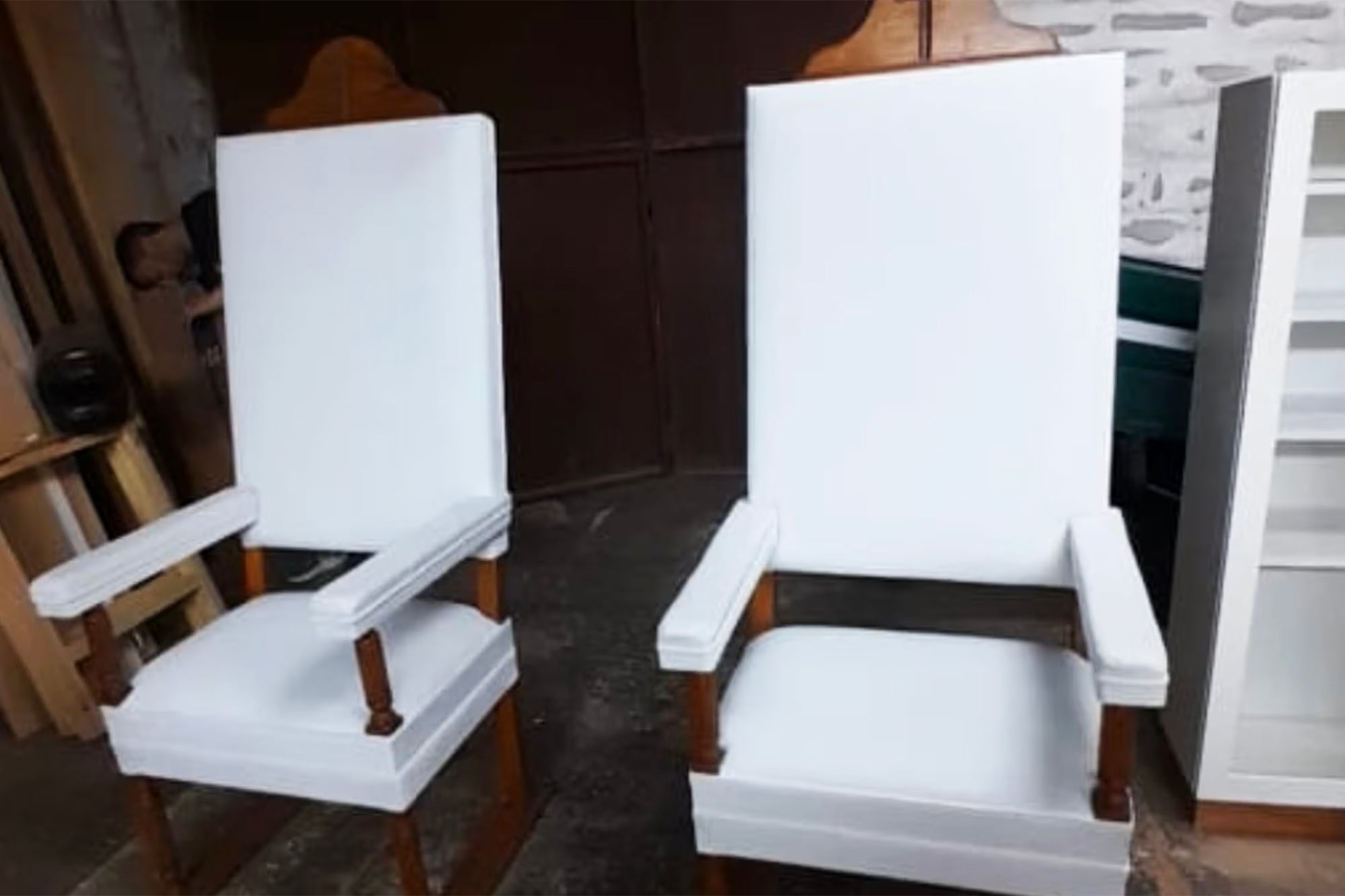 Los sillones que utilizará León XIV durante su visita a Córdoba fueron fabricados por el artesano cordobés Luis Astorga