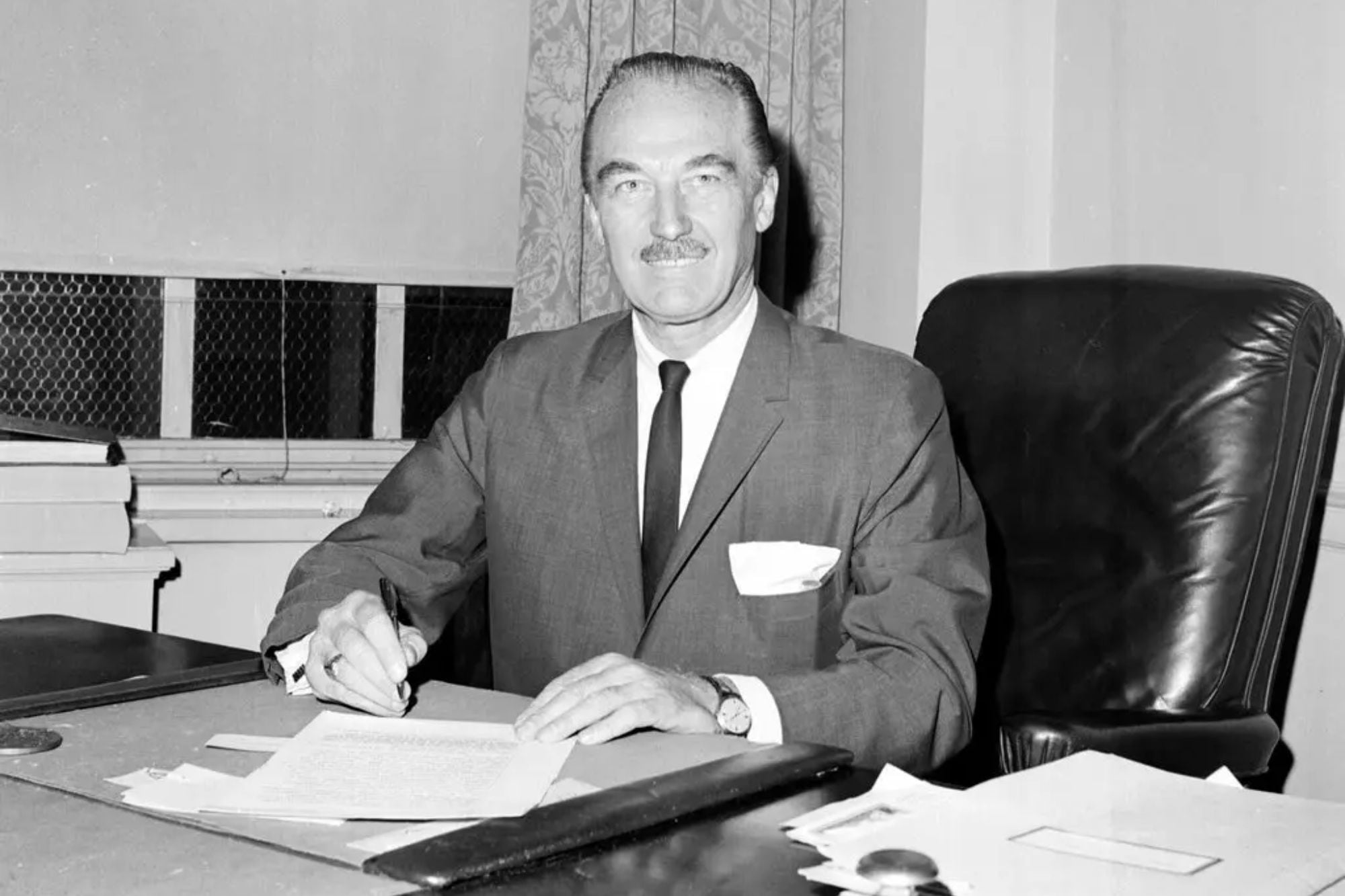 Fred Trump, millonario y padre de Donald Trump: “Para ser realmente bueno, lo importante es amar lo que haces”