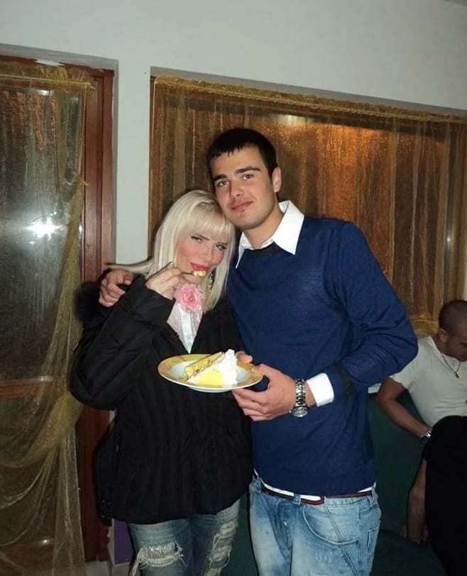 Ilona con su hijo