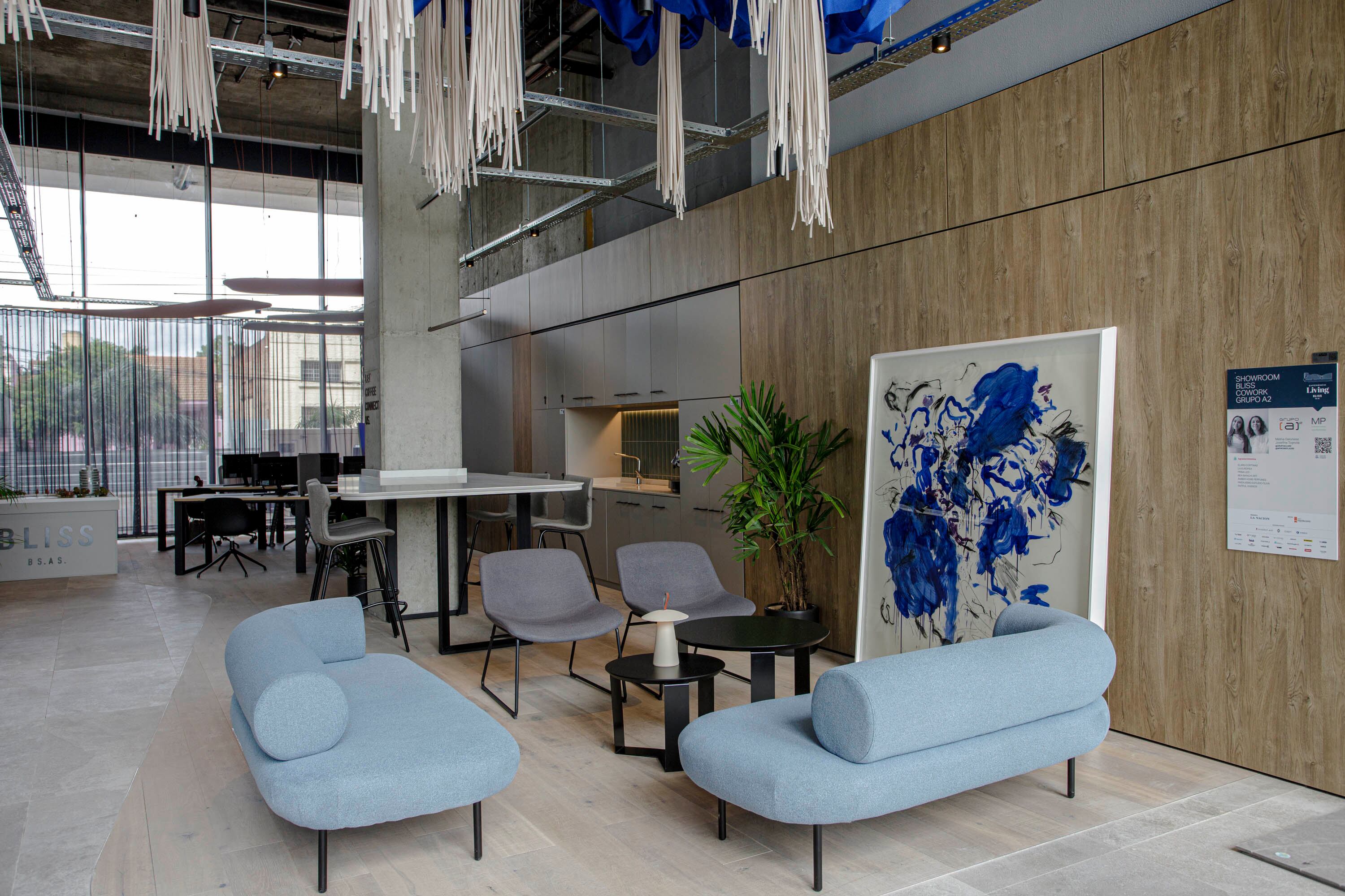 El showroom de coworking está ubicado en el espacio 03 de la muestra.