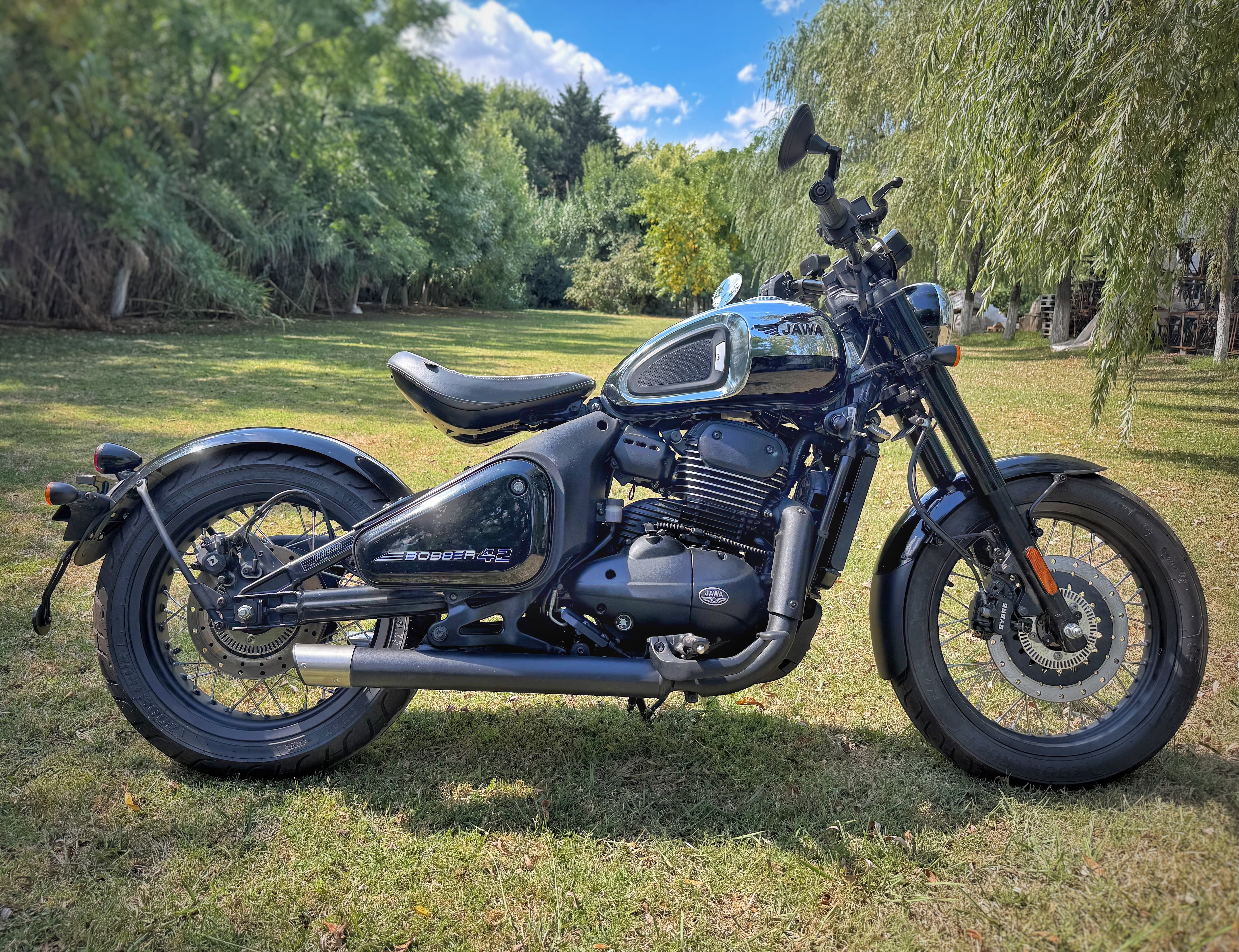 JAWA 42 Bobber