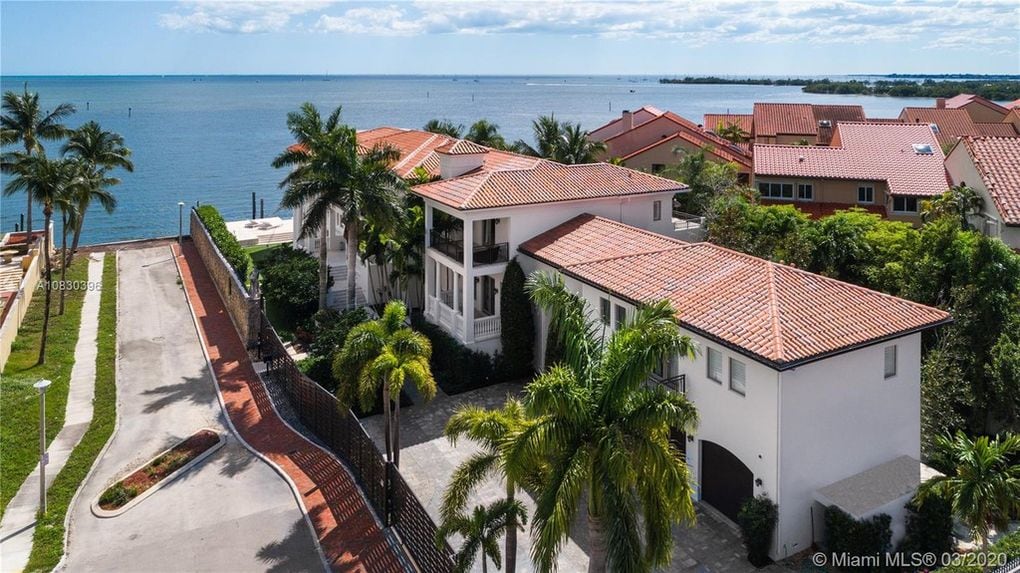 Antigua casa de Lebron James en Miami