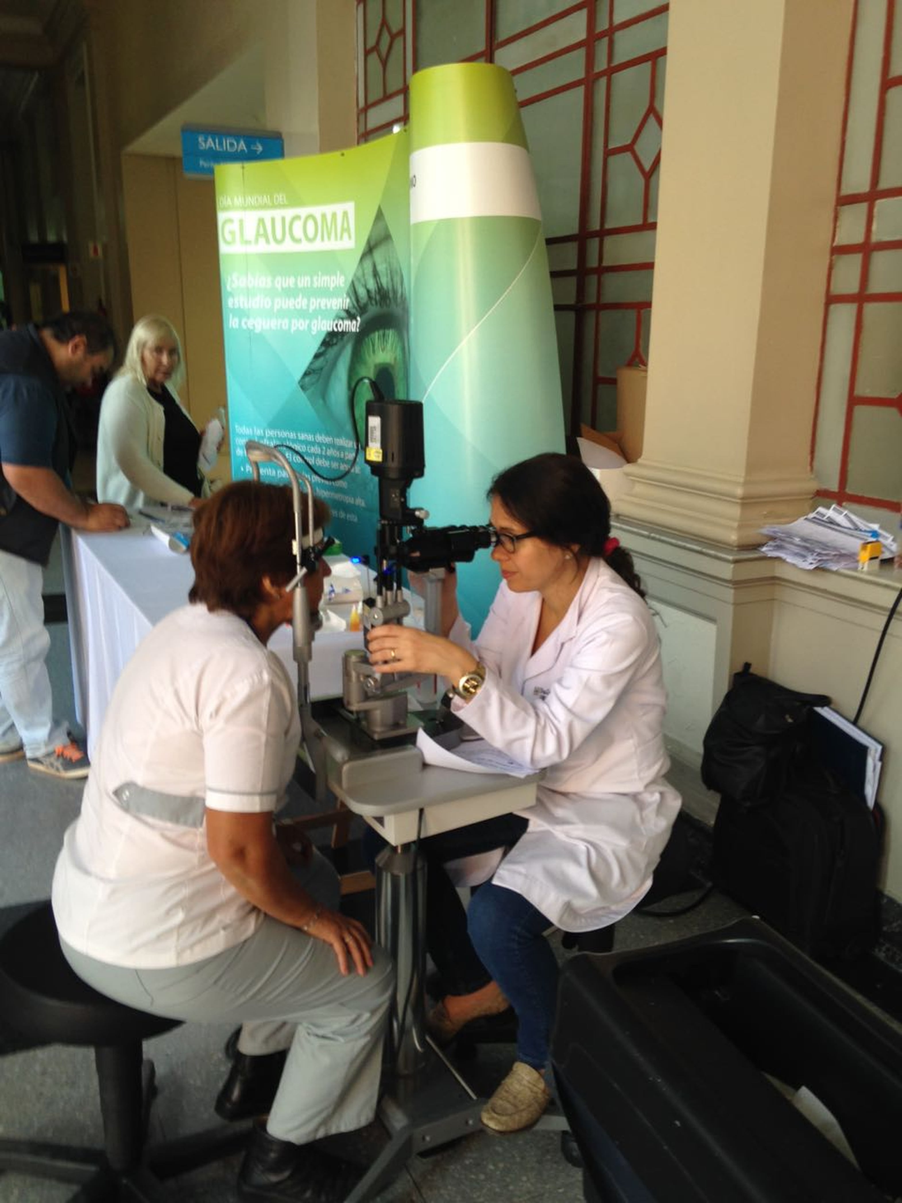 Especialistas recomiendan chequeos preventivos anuales a partir de los 40 años