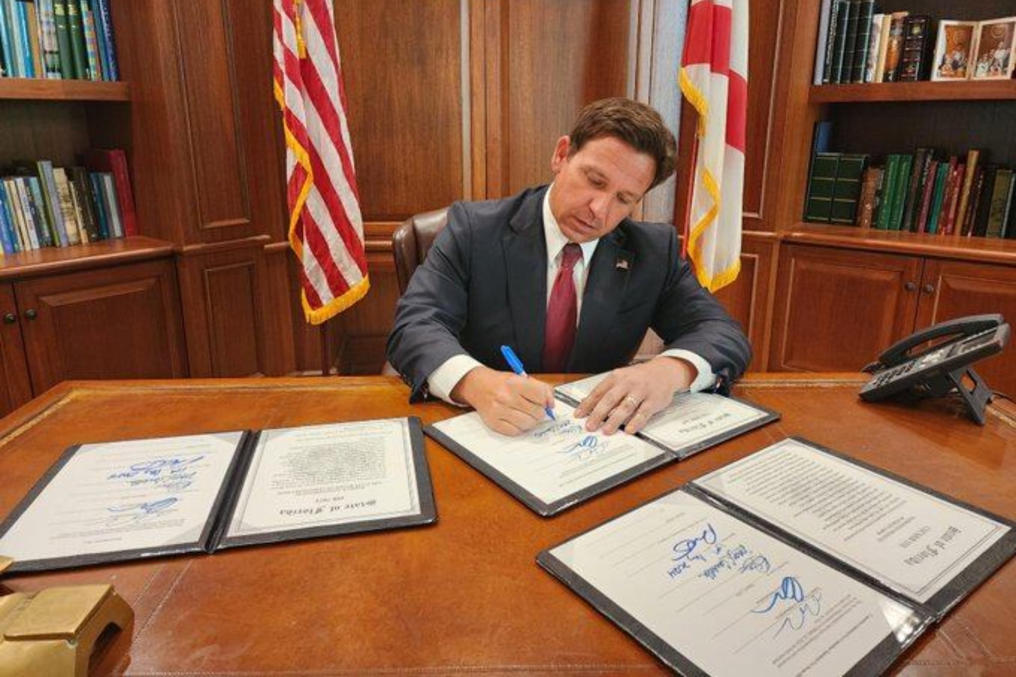 Cambia la seguridad pública en Florida: el nuevo paquete de leyes firmadas por Ron DeSantis