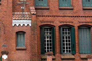 El templo que esconde un pequeño barco en su interior en pleno San Telmo