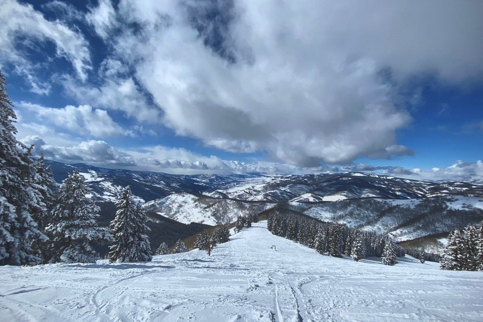 Vail se consolidó como uno de los centros de esquí más emblemáticos de Colorado y un destino activo durante todo el año