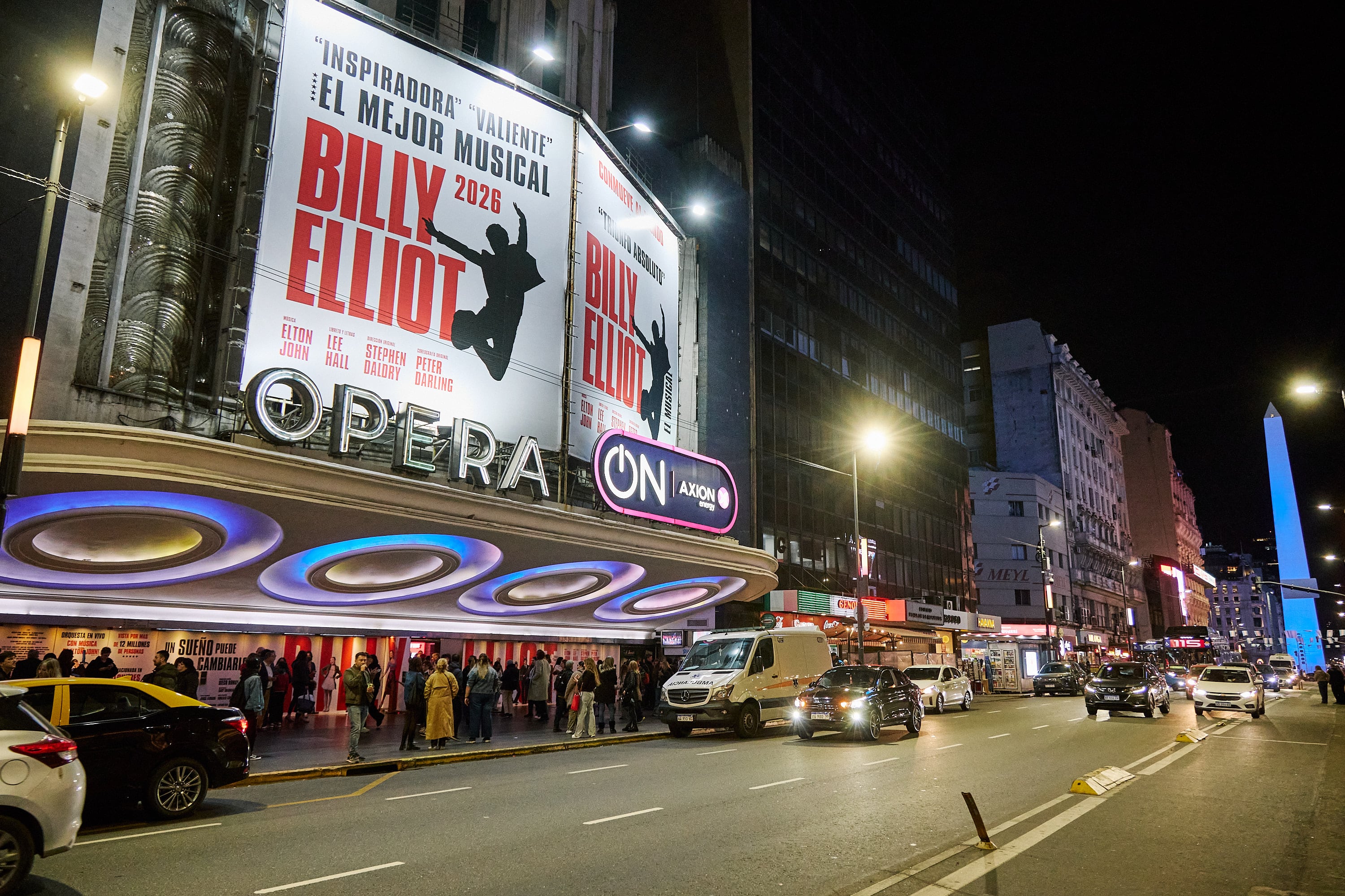 El Ópera cumple 90 años: los fantasmas que “viven” en el teatro, los rincones ocultos y el detrás de escena de uno de los gigantes de la calle Corrientes - Clone