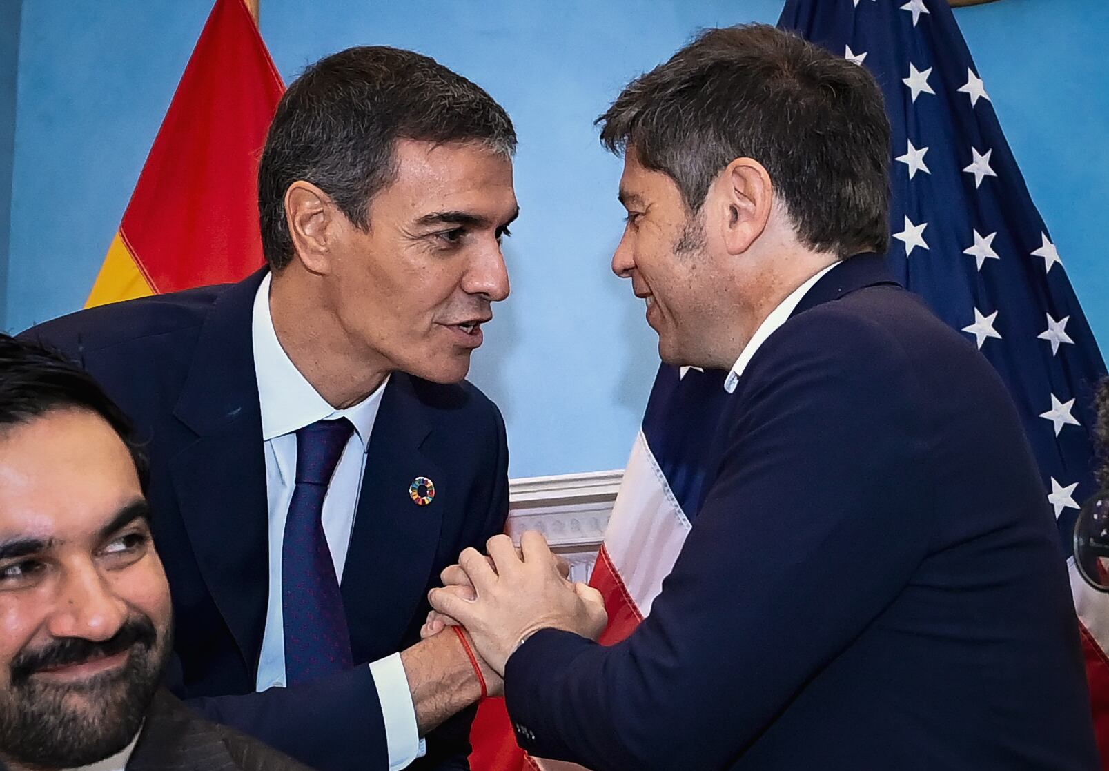 Axel Kicillof y Pedro Sánchez.