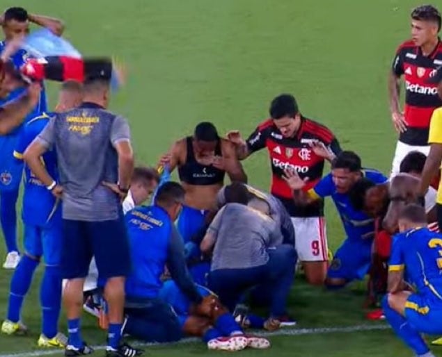 Un futbolista que enfrentaba a Flamengo en el Campeonato Estadual Carioca se desplomó y causó preocupación