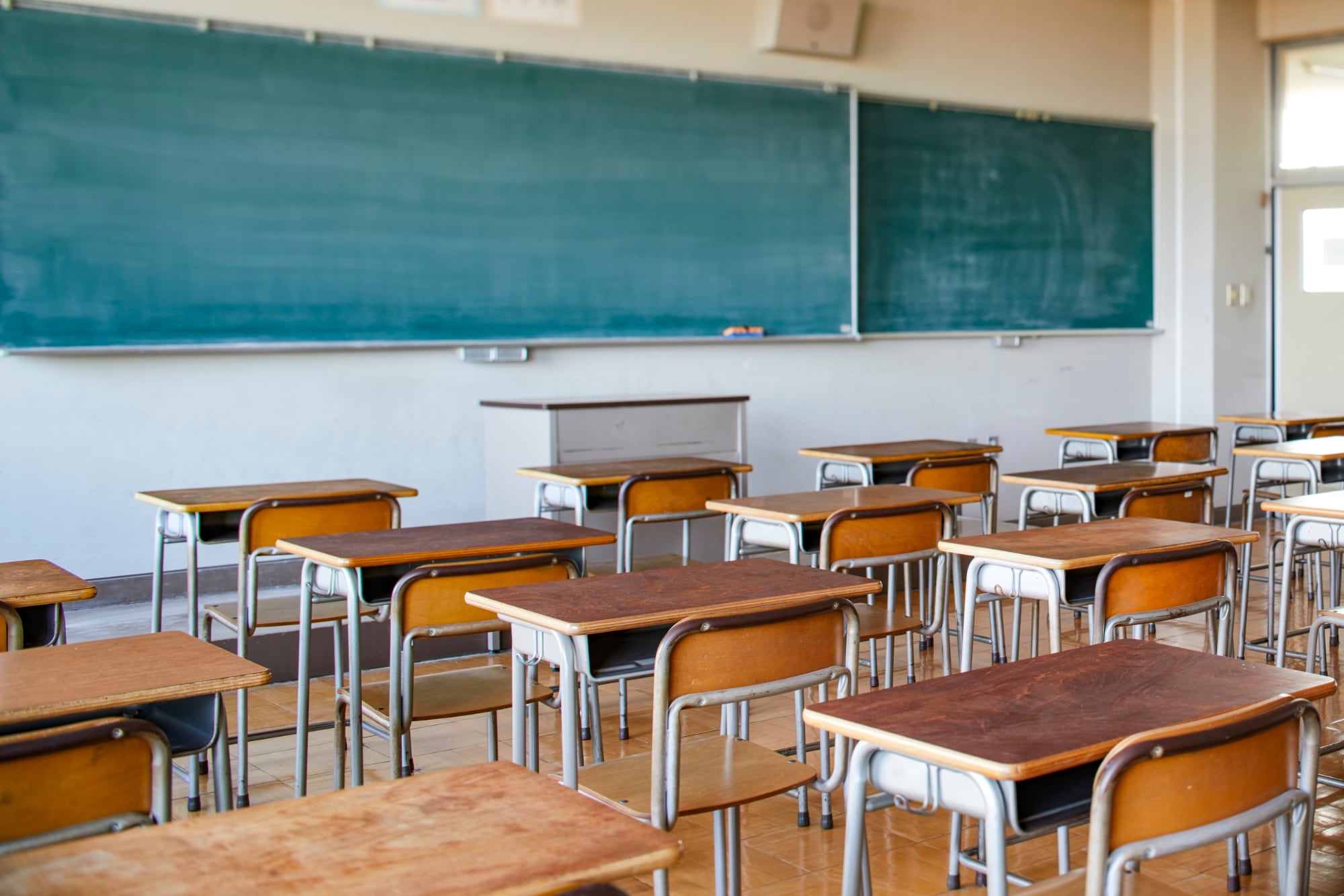 La causa del despido se debió a que la profesora presuntamente ofreció puntos académicos adicionales a sus alumnos a cambio de aportes económicos en una colecta personal