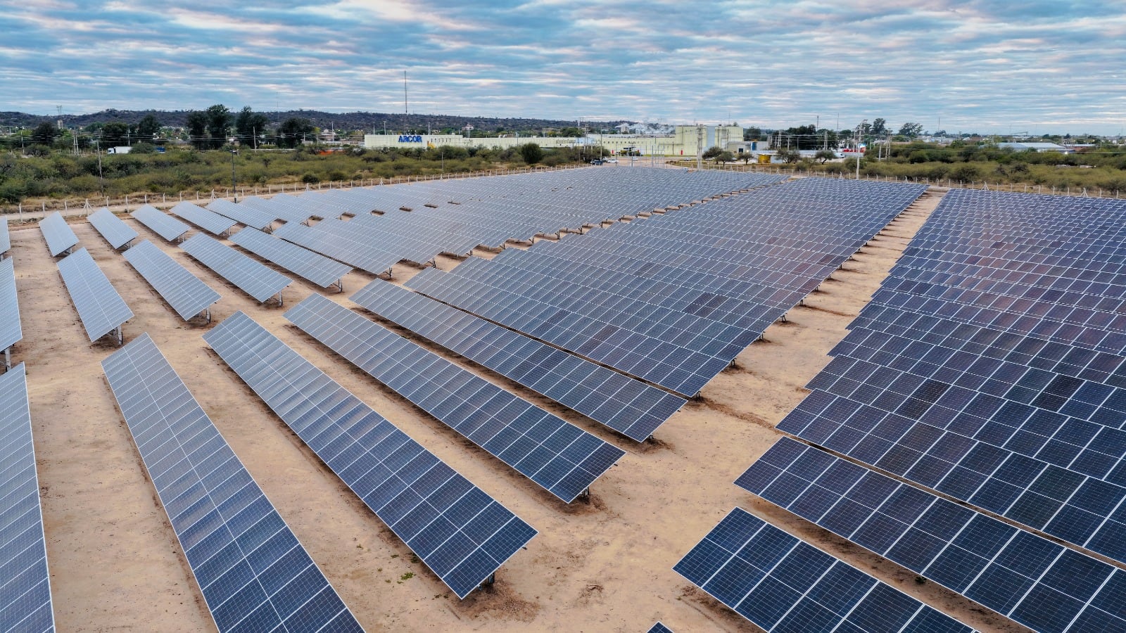 Arcor acelera su apuesta exportadora con un parque solar en Catamarca