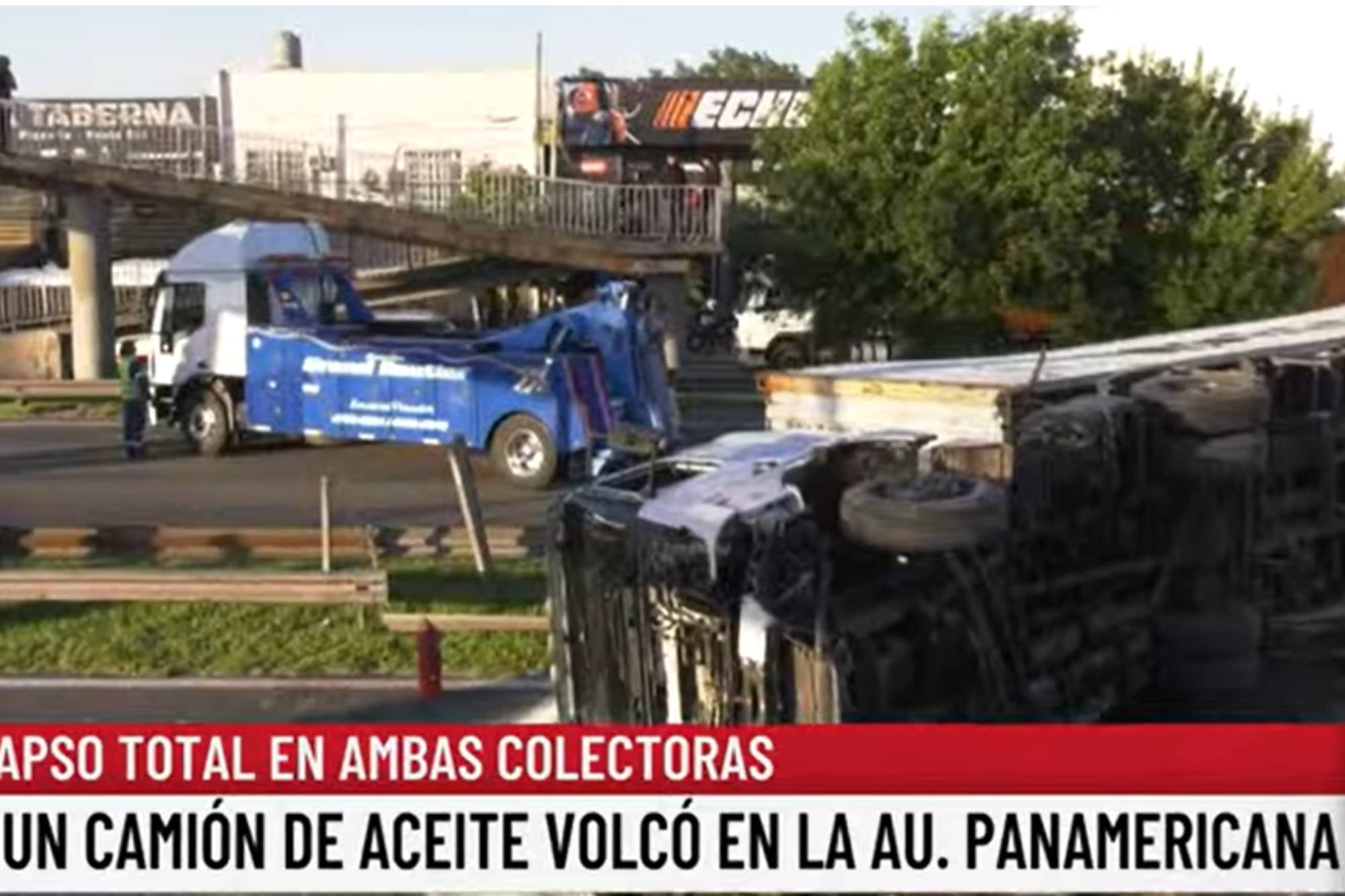 Corte total en la Panamericana: volcó un camión y derramó aceite en la autopista