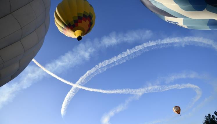 BA Flota no solo gira alrededor de los globos aerostáticos; Habrá paseos de autos clásicos, exhibiciones aeronáuticas y espectáculos circenses para toda la familia