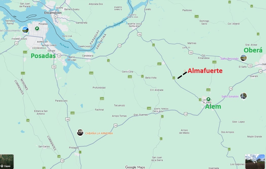 Almafuerte está muy cerca de Posadas, se llega en 40 minutos en automóvil. Pero como estaba aislada, a 5 km de la RP4 (que une Alem con Posadas), pocos posadeños conocen el pueblo. El asfalto promete crecimiento y prosperidad, dicen