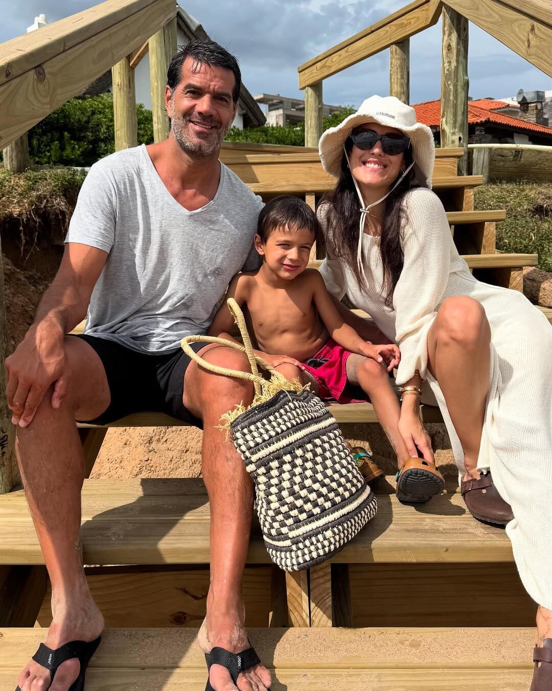 La pareja comparte la crianza de su hijo Indalecio (Foto: @lulifernandezok)