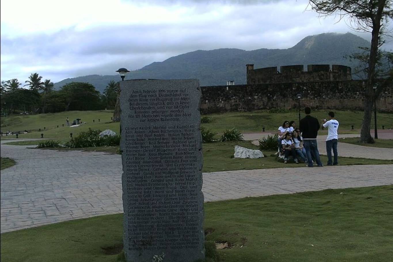 Monumento en honor a las víctimas del vuelo 301, en Puerto Plata, República Dominicana