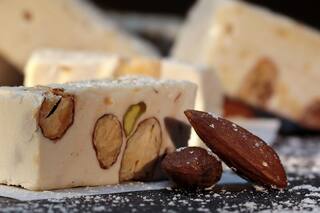 Dulces. Tres propuestas con historia para la mesa de las fiestas