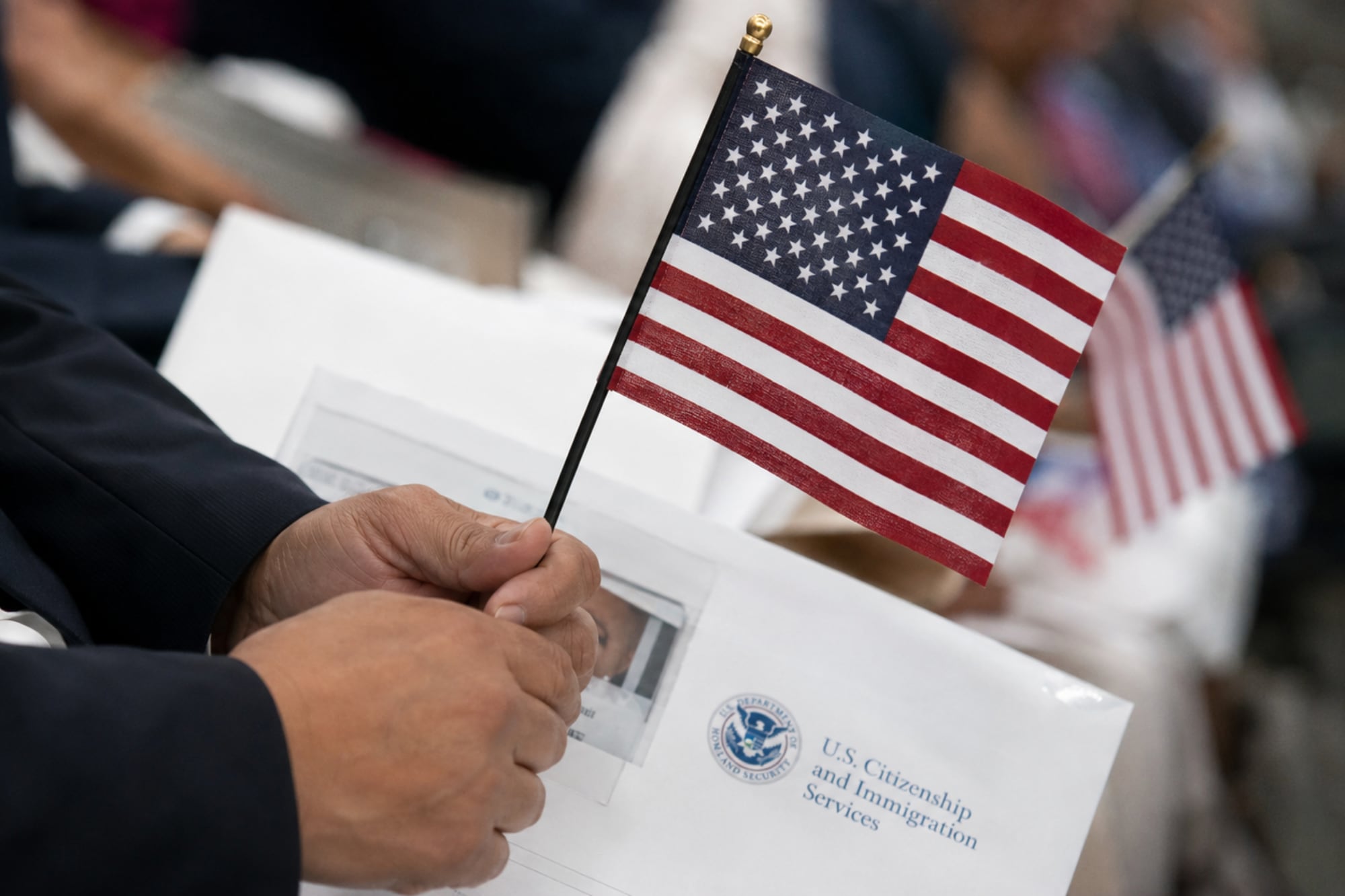 Noticias del Uscis: confirman registro de votantes migrantes recién nacionalizados para las elecciones 2026