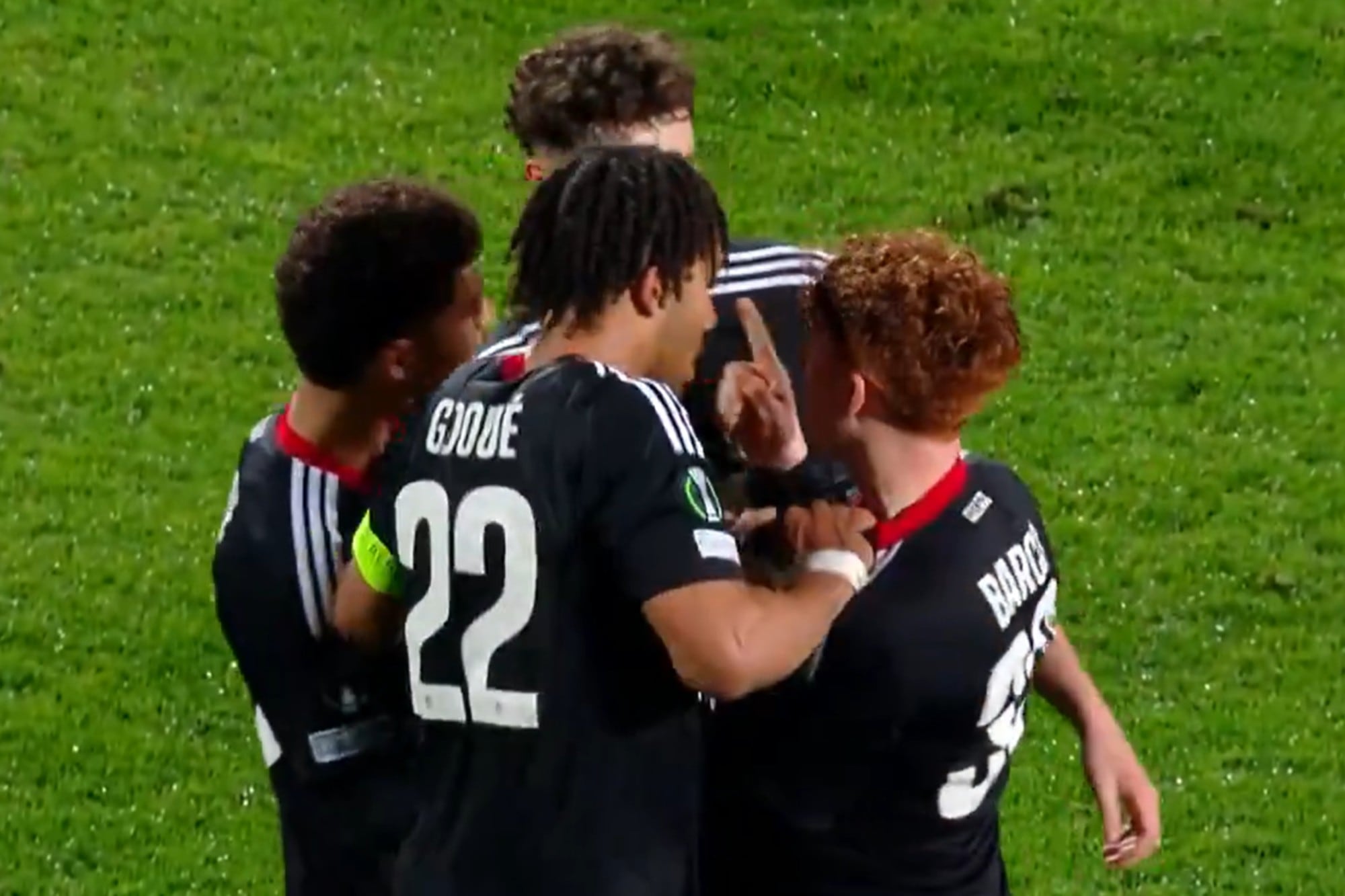 El gol de Panichelli, la pelea de su compañero Valentín Barco y el penal clave de Taborda en las copas europeas