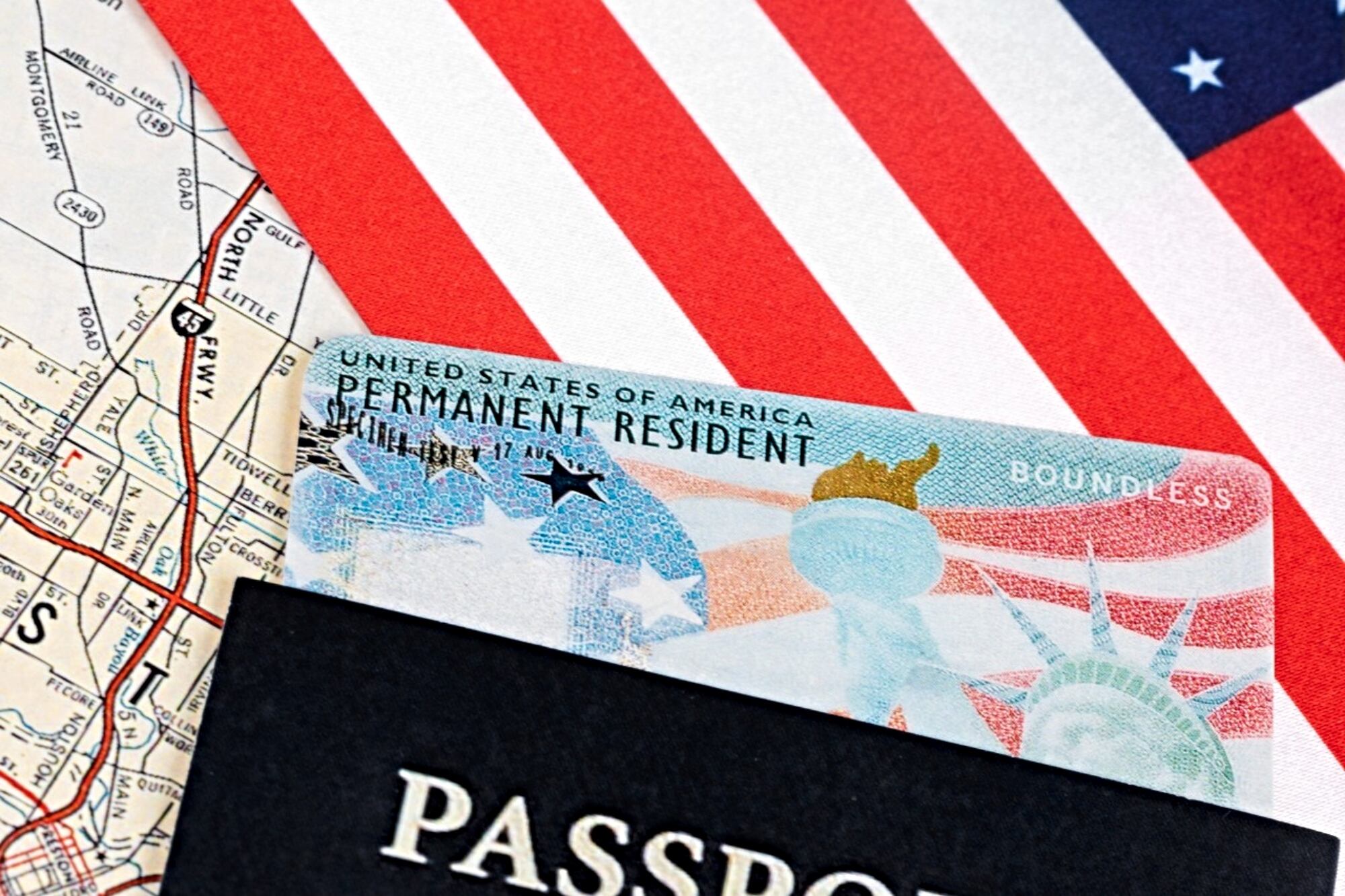 El beneficiario de residencia condicional podrá viajar fuera de EE.UU., pero deberá de estar atento a ciertos requisitos para su regreso