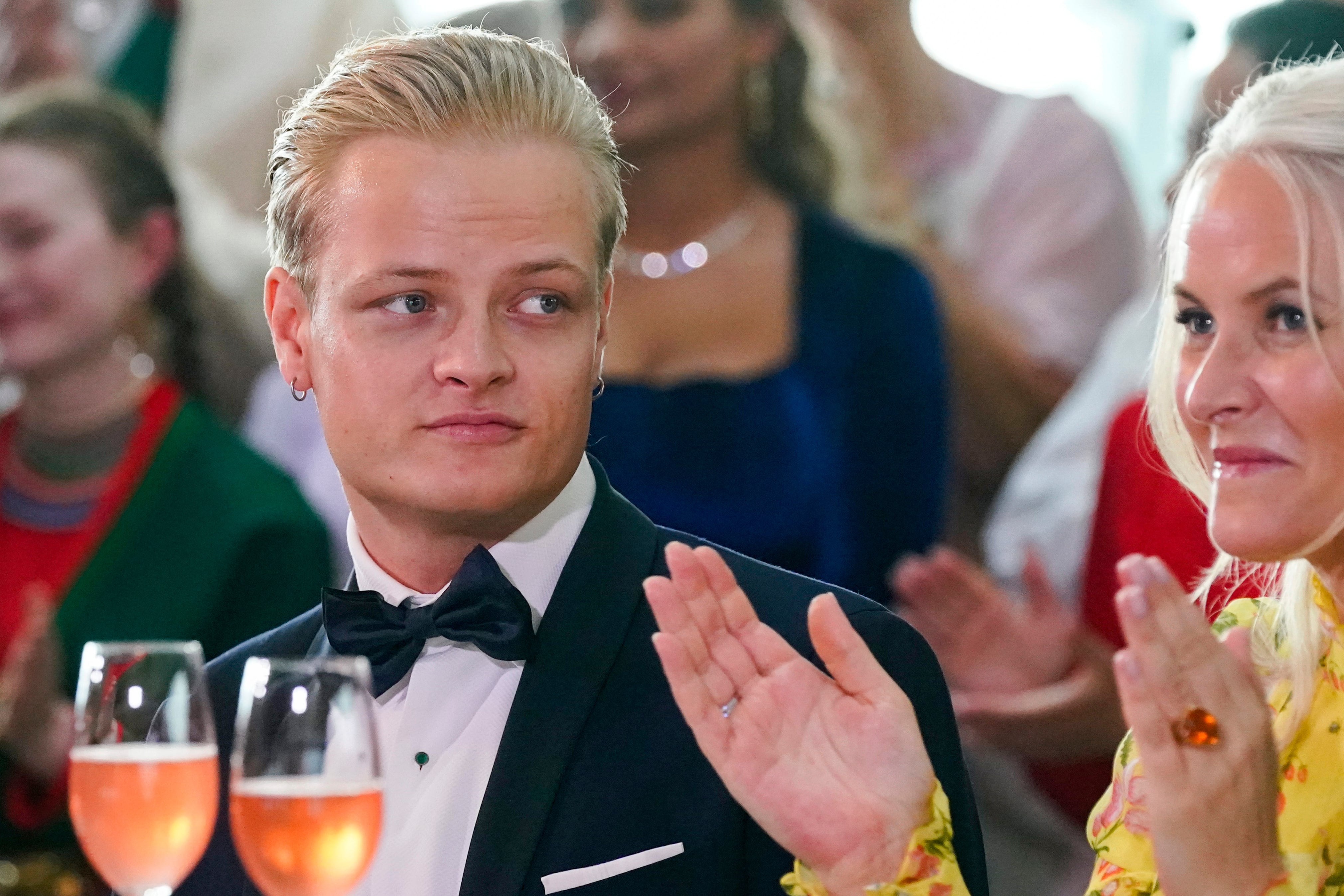 La princesa Mette-Marit fue sometida a un exitoso trasplante de pulmón 9 Marius Borg Hoiby y la princesa Mette-Marit en Oslo