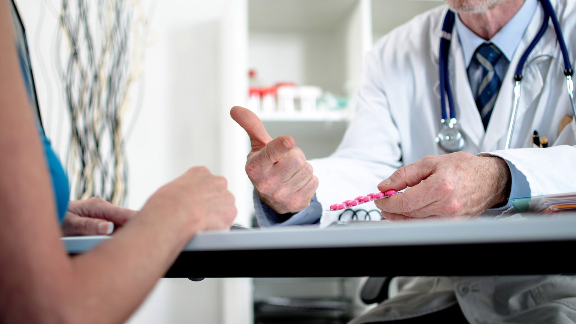 Ante síntomas de una alergía, se recomienda consultar a un médico