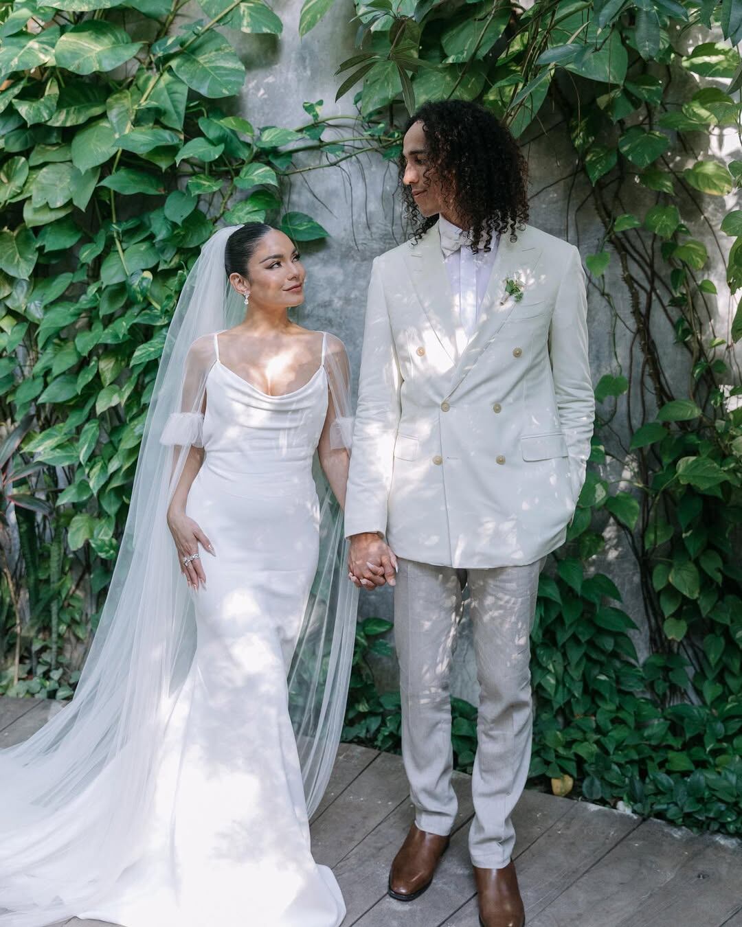 Se casaron en México, en una ceremonia íntima de 100 invitados (Foto: Instagram @cotuck)