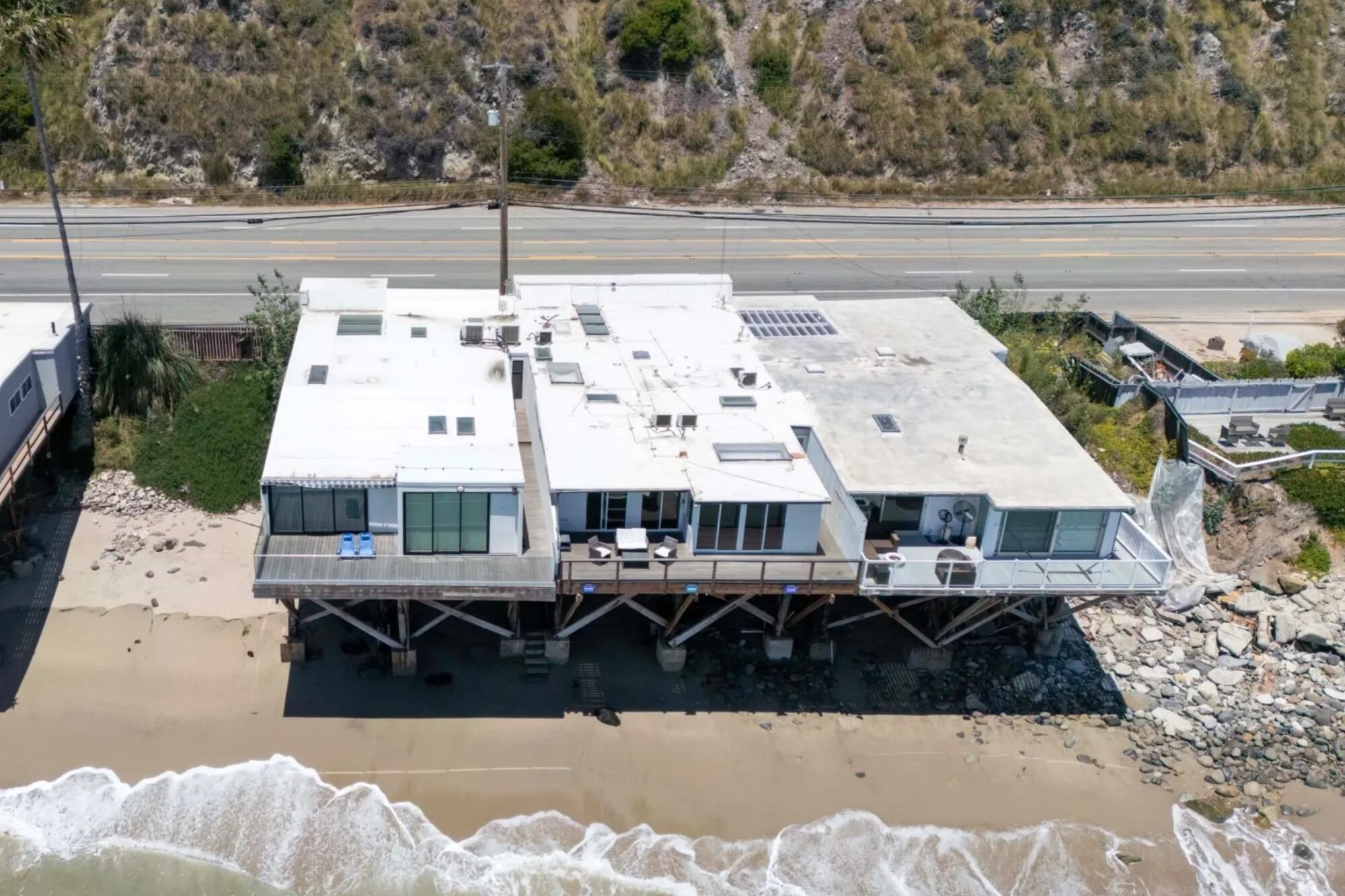 Edwin Castro compró una propiedad en Malibú valuada en casi 4 millones de dólares