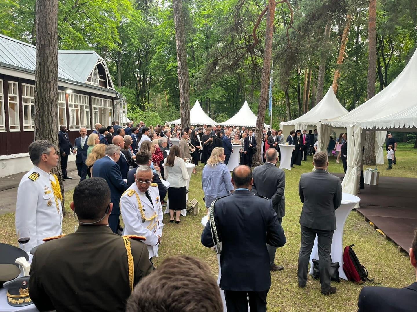 Festejo del 207° aniversario del Día de la Independencia argentina en la Dacha