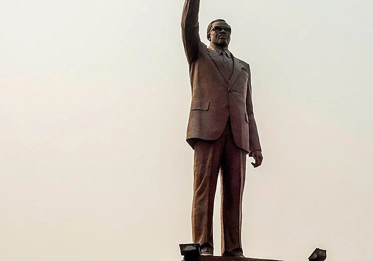 Patrice Lumumba luchó por los derechos anticolonialistas en la República Democrática del Congo y en la década de 1960 se convirtió en el Primer Ministro electo por el pueblo