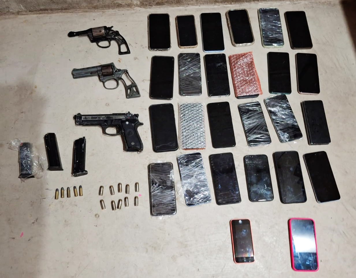 “Cuento del tío”: cayó una banda que estafó a una mujer por US$26.000