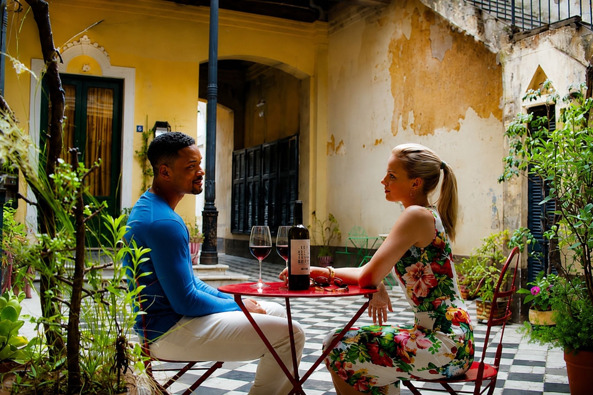 Will Smith y Margot Robbie en Casa Ezeiza donde filmaron Focus.
