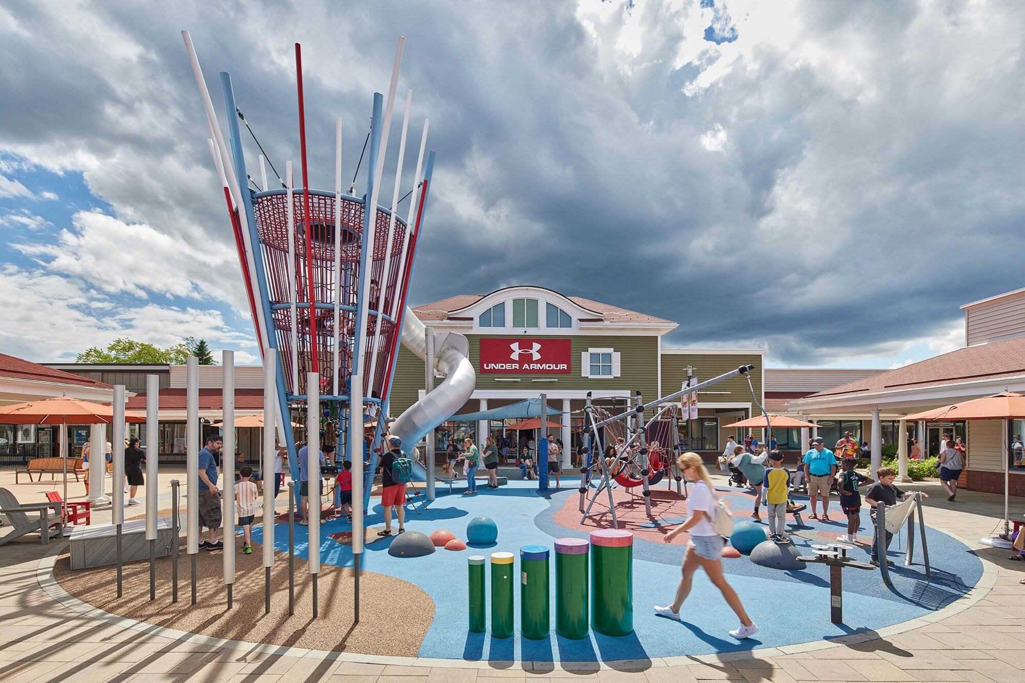 Wrentham Village Premium Outlets tiene más de 170 tiendas