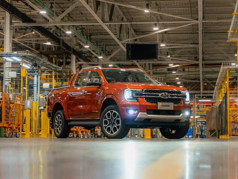 Ford reduce producción de Ranger